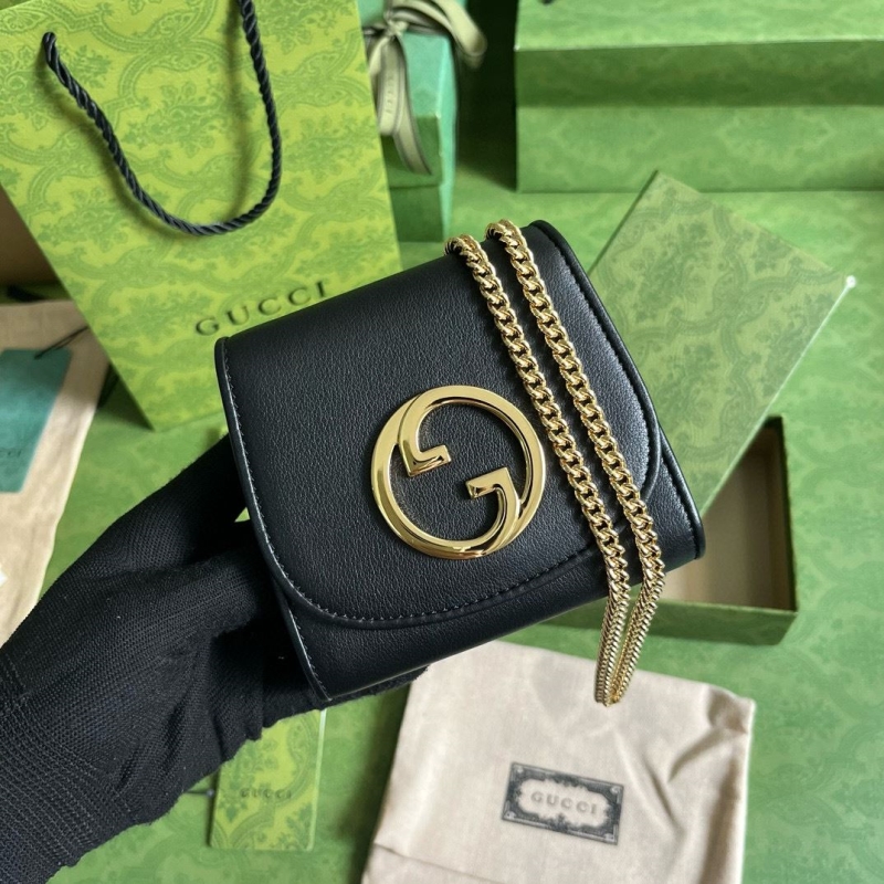 G*u*i wallets & purse